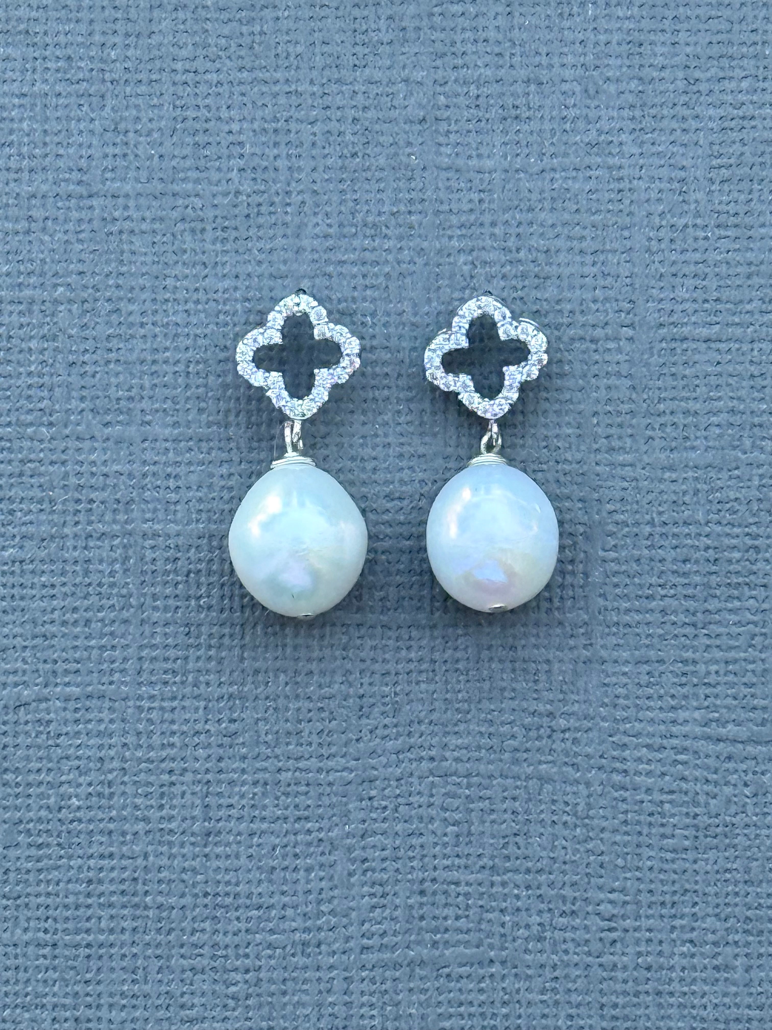 Silver Clover Pavé Earrings with Pearl Drop