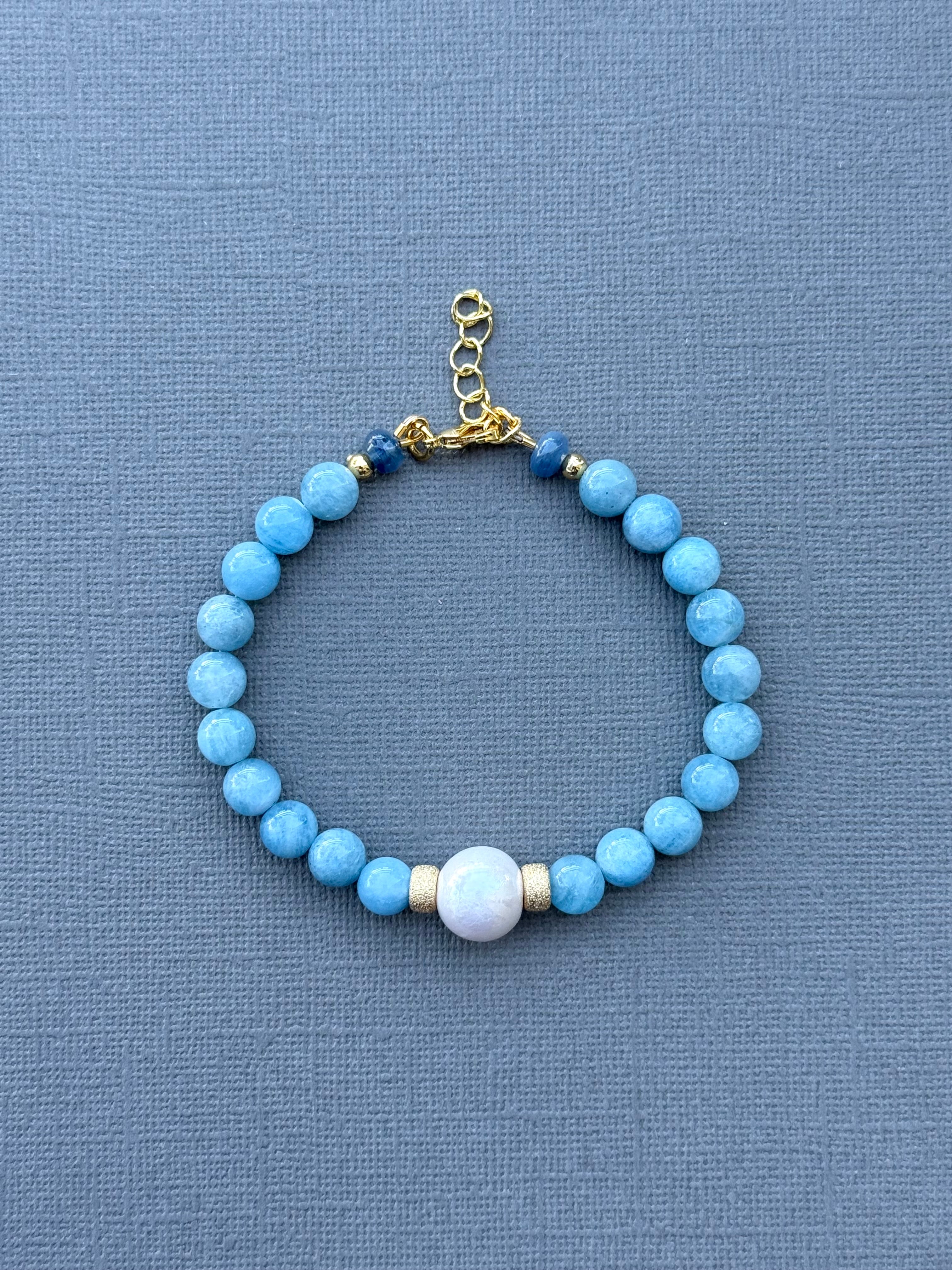 Aquamarine with Single Pearl Bracelet