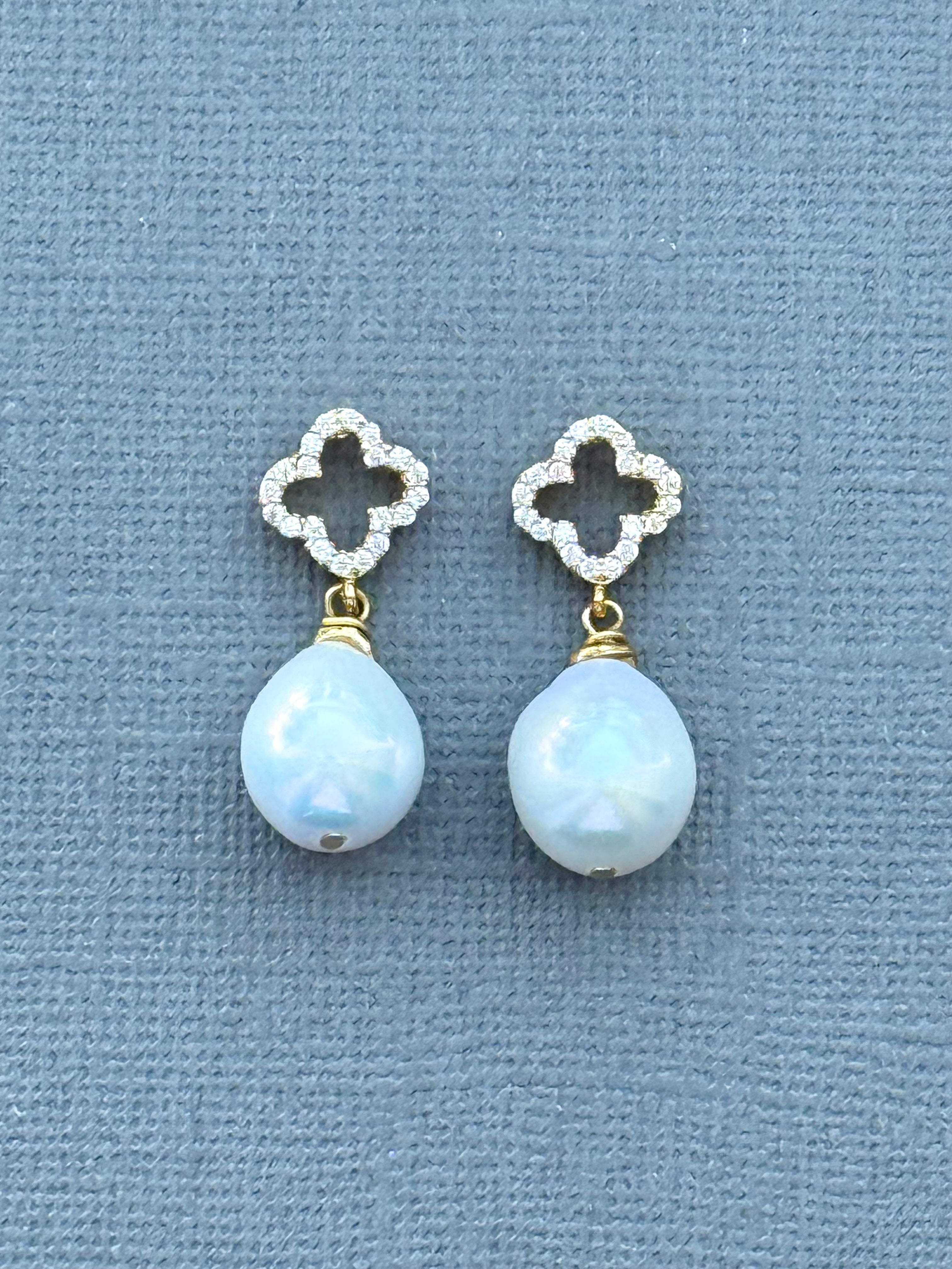 Gold Clover Pavé Earrings with Pearl Drop